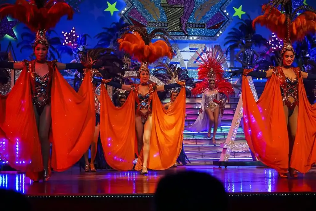 Revue du Trocadero: Déesses